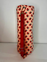 Load image into Gallery viewer, Strawberry BBB