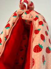 Load image into Gallery viewer, Strawberry BBB
